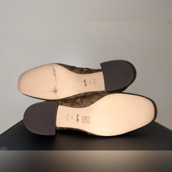 NEW! NIB COACH Noah Bootie in Signature C Canvas Khaki Size 9.5 - Picture 10 of 10